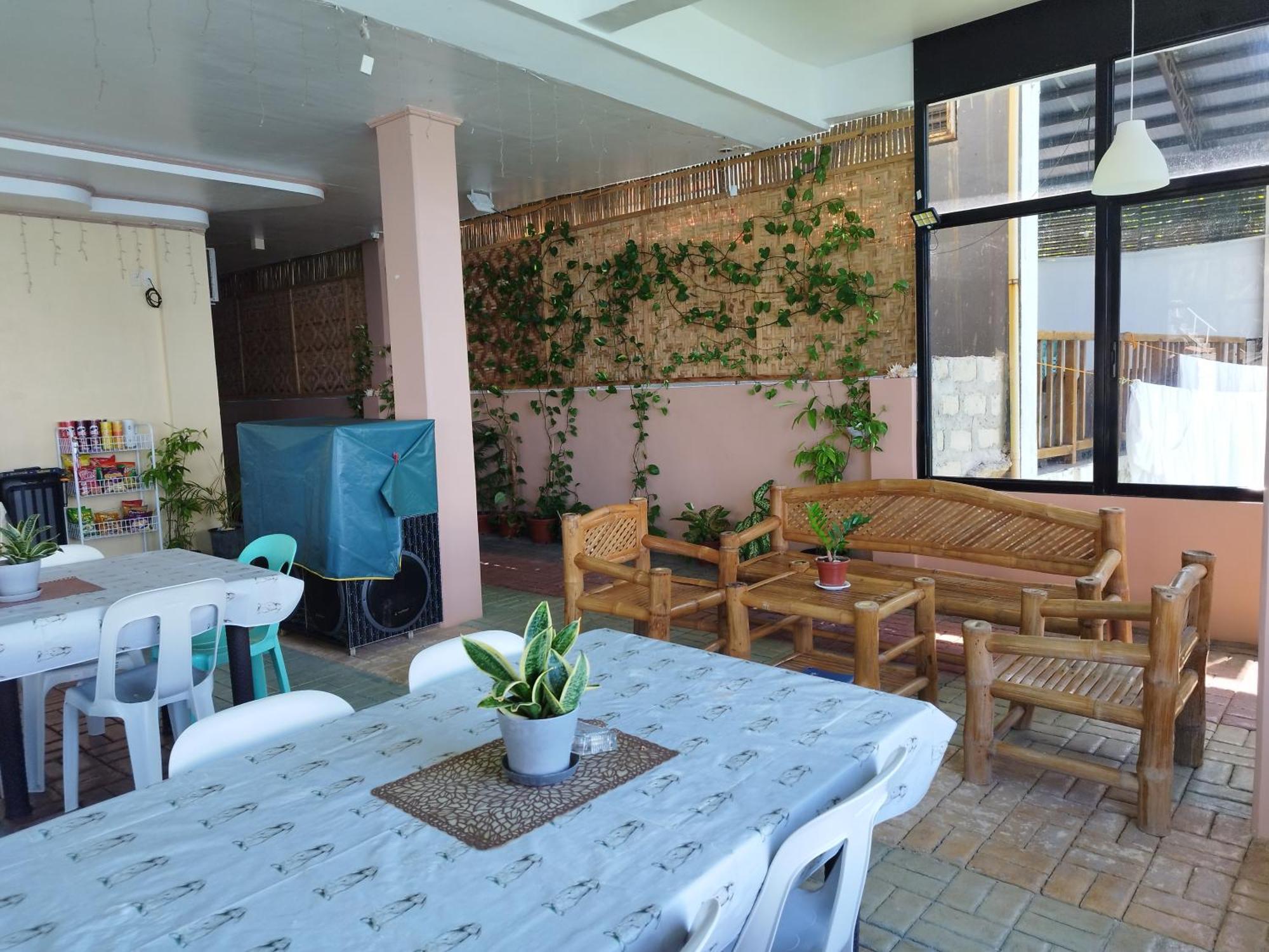 Ocean View Lodging House Oslob Buitenkant foto
